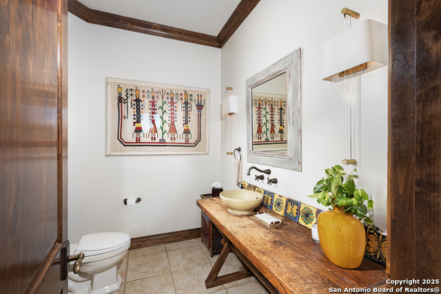 Image 38 of 49 For 165 Painted Sky