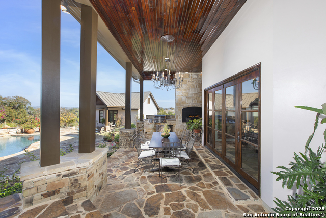 Image 5 of 49 For 165 Painted Sky