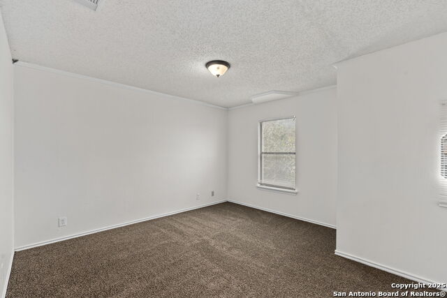 Image 16 of 41 For 5007 Kenton Trace