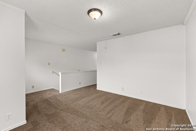 Image 17 of 41 For 5007 Kenton Trace