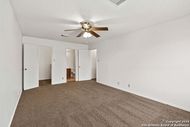 Image 22 of 41 For 5007 Kenton Trace