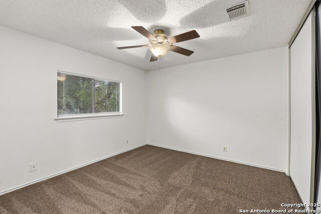 Image 23 of 41 For 5007 Kenton Trace