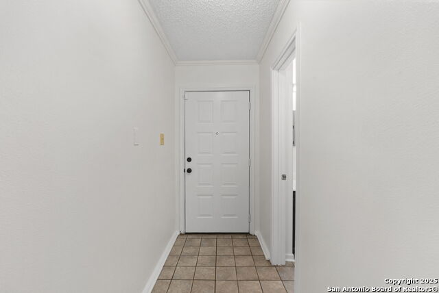 Image 5 of 41 For 5007 Kenton Trace