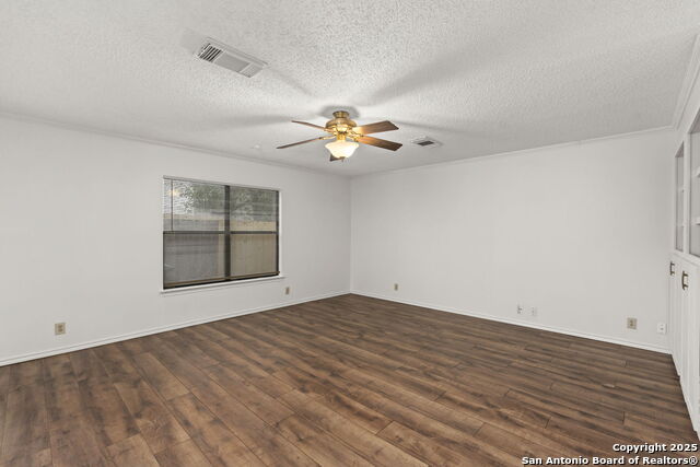 Image 7 of 41 For 5007 Kenton Trace