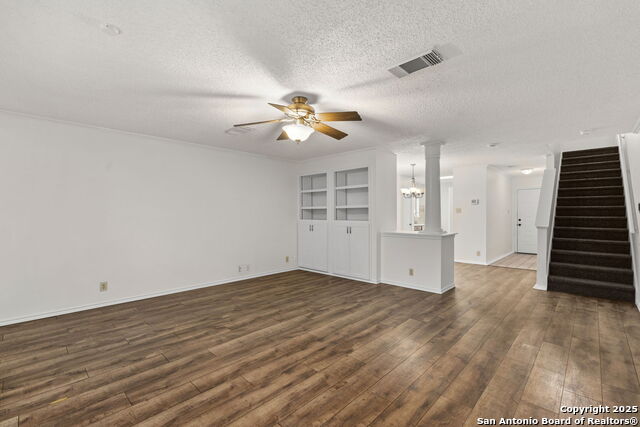 Image 8 of 41 For 5007 Kenton Trace