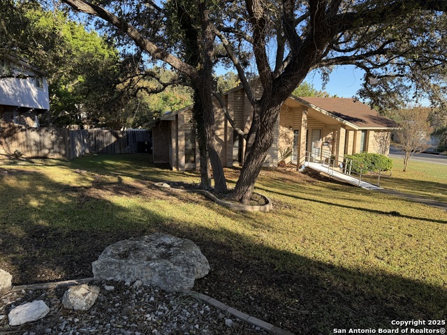 Image 3 of 17 For 13311 Barnsbury Sq