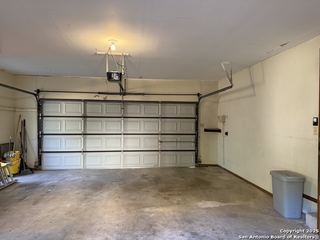 Image 8 of 17 For 13311 Barnsbury Sq