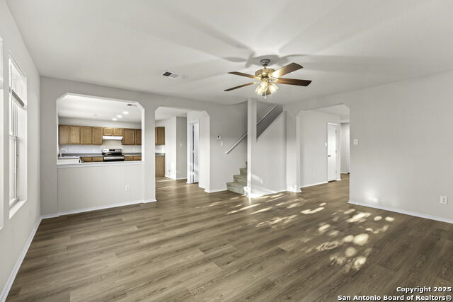 Image 10 of 29 For 117 Willow Cove