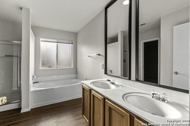 Image 19 of 29 For 117 Willow Cove