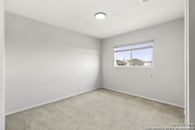 Image 21 of 29 For 117 Willow Cove