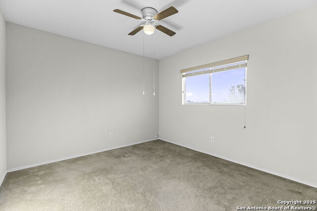 Image 23 of 29 For 117 Willow Cove