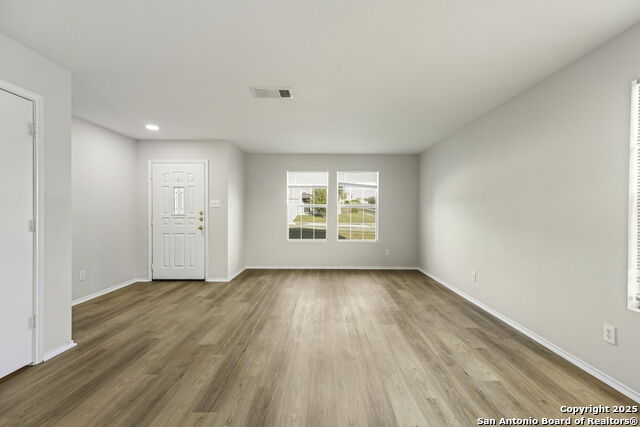 Image 4 of 29 For 117 Willow Cove