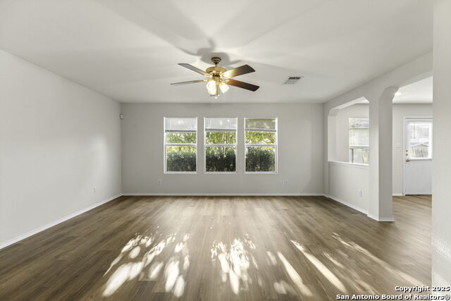 Image 8 of 29 For 117 Willow Cove