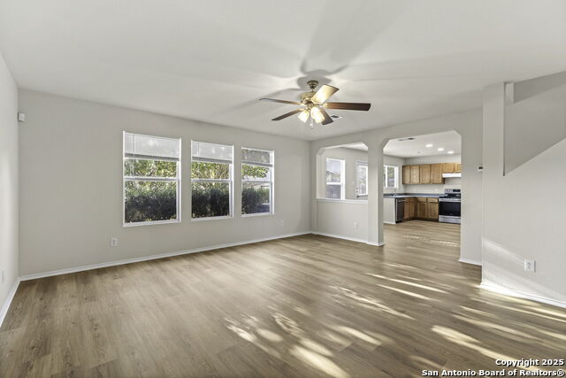 Image 9 of 29 For 117 Willow Cove