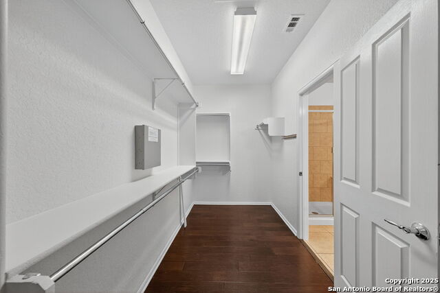 Image 24 of 33 For 1503 Alpine Pond