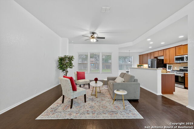 Image 6 of 33 For 1503 Alpine Pond