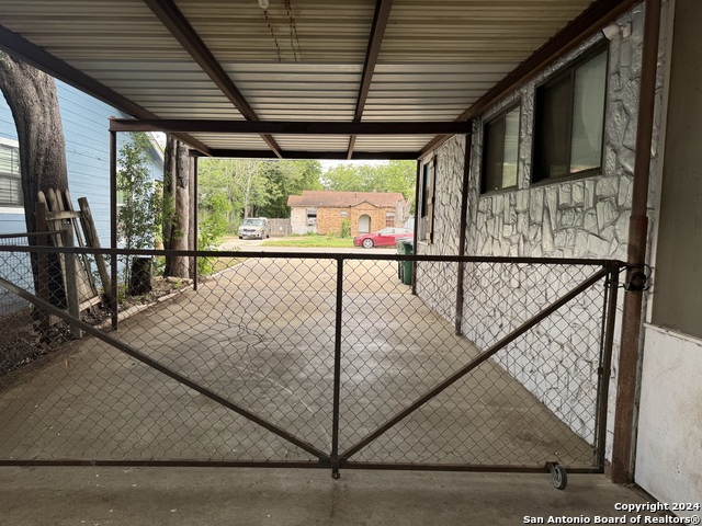 Image 12 of 13 For 211 Bonner E