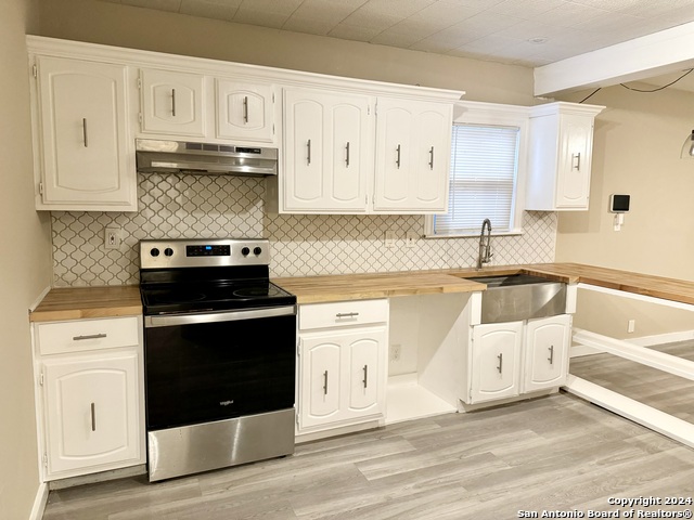 Image 4 of 13 For 211 Bonner E