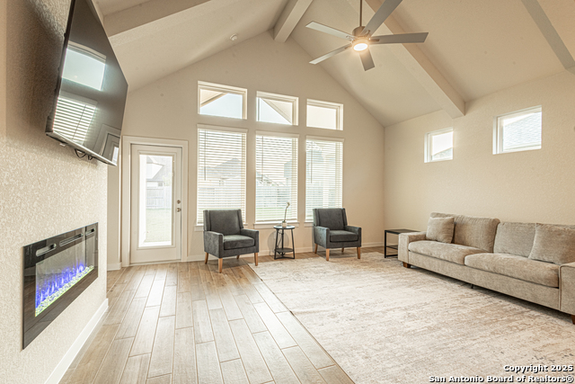 Image 17 of 36 For 1516 Spechts