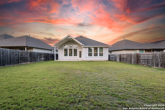 Image 32 of 36 For 1516 Spechts