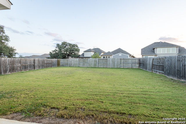 Image 34 of 36 For 1516 Spechts