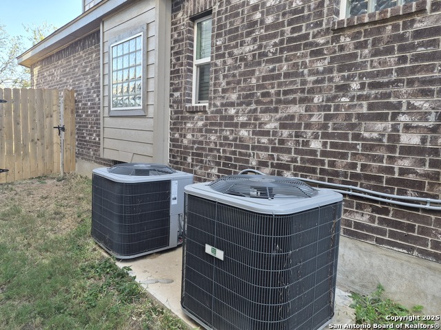 Image 18 of 18 For 7034 Comanche Star