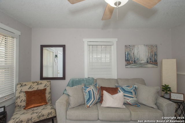 Image 12 of 44 For 611 Brunswick