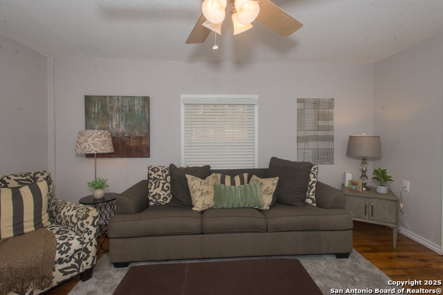 Image 14 of 44 For 611 Brunswick