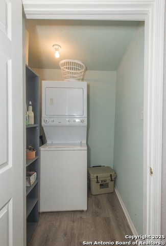 Image 17 of 44 For 611 Brunswick