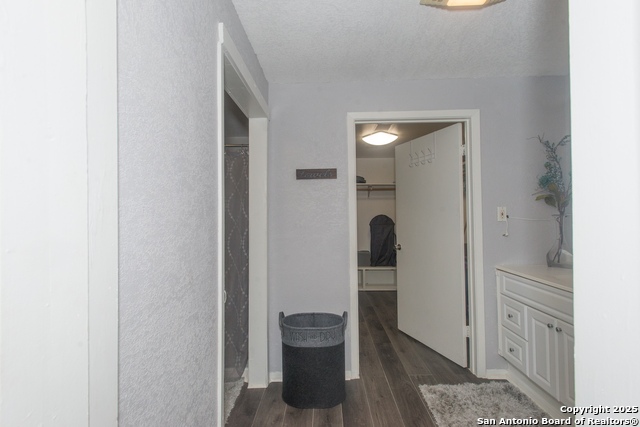 Image 18 of 44 For 611 Brunswick