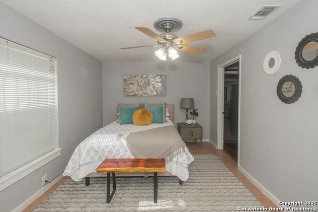 Image 24 of 44 For 611 Brunswick