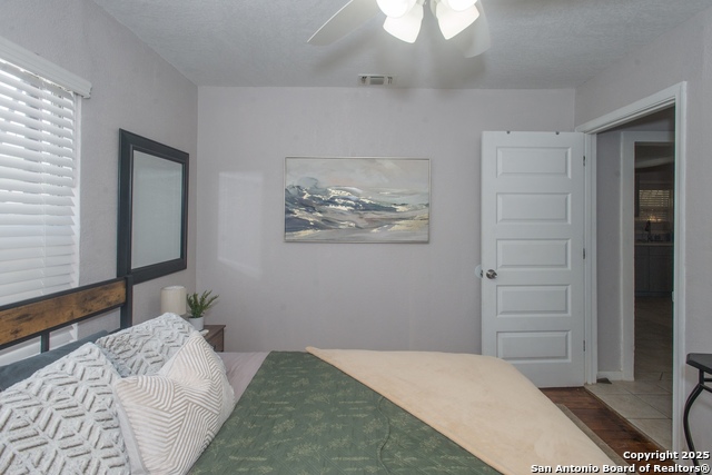 Image 32 of 44 For 611 Brunswick