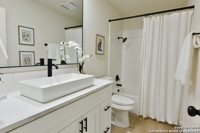 Image 11 of 14 For 7947 Airflight