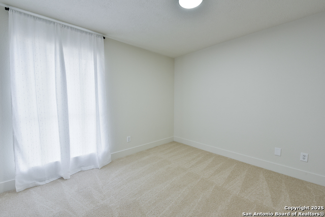 Image 12 of 14 For 7947 Airflight