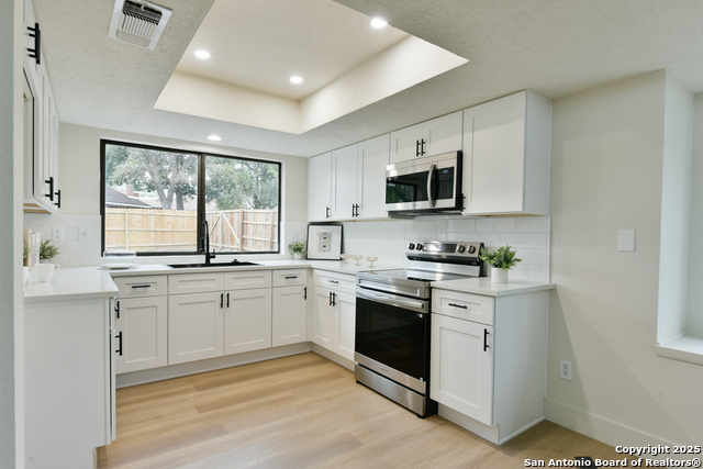 Image 6 of 14 For 7947 Airflight