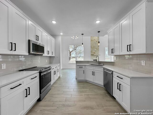 Image 4 of 14 For 142 Lon Price N