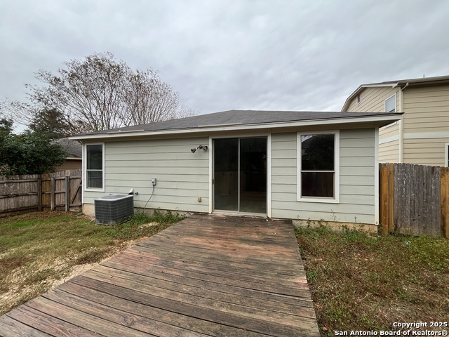 Image 33 of 50 For 317 Sandy Shoal