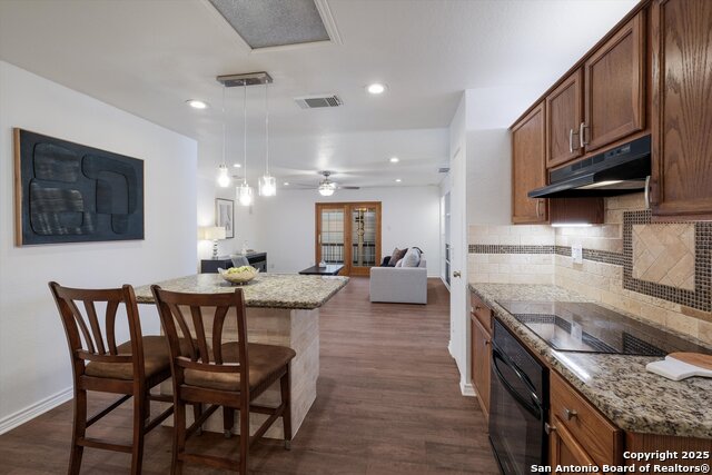 Image 12 of 31 For 6630 Eastern Clouds