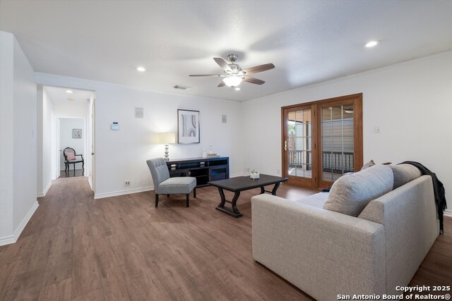 Image 7 of 31 For 6630 Eastern Clouds