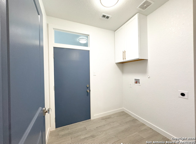 Image 14 of 15 For 107 Lon Price S