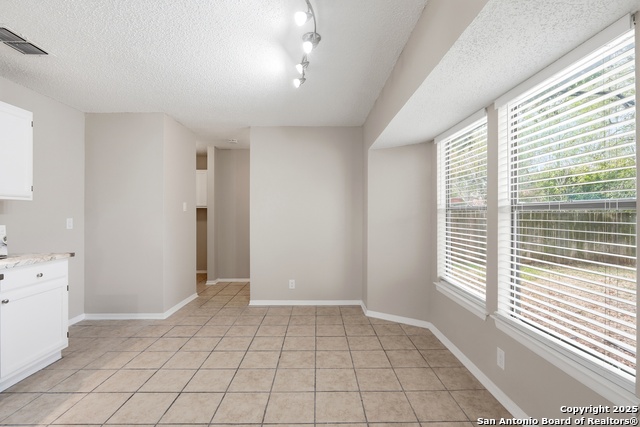 Image 11 of 34 For 6914 Country Dawn