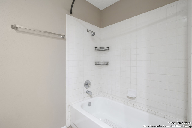 Image 23 of 34 For 6914 Country Dawn