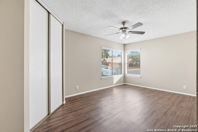 Image 25 of 34 For 6914 Country Dawn