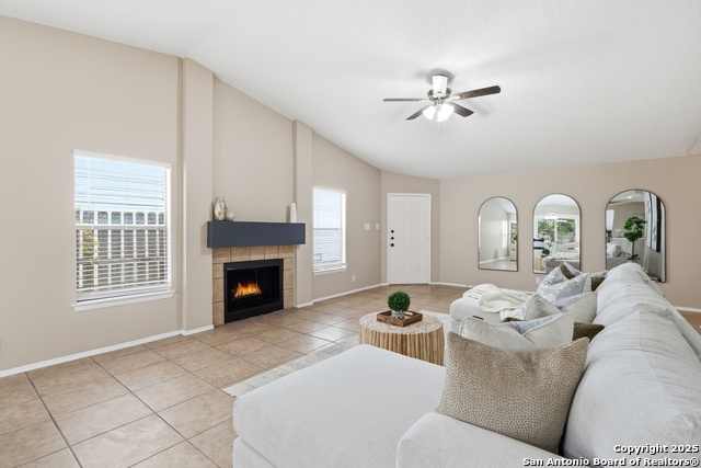 Image 8 of 34 For 6914 Country Dawn