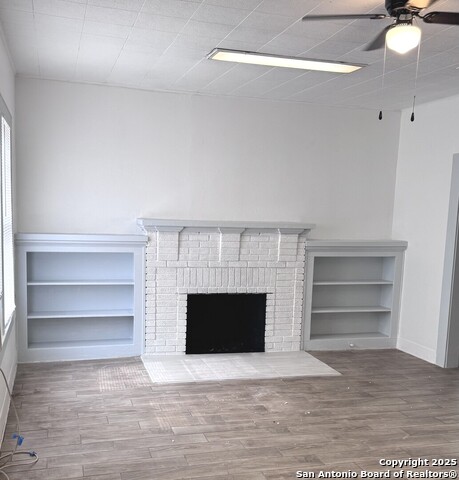 Image 11 of 13 For 1011 Avant Ave  1