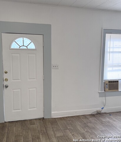 Image 13 of 13 For 1011 Avant Ave  1