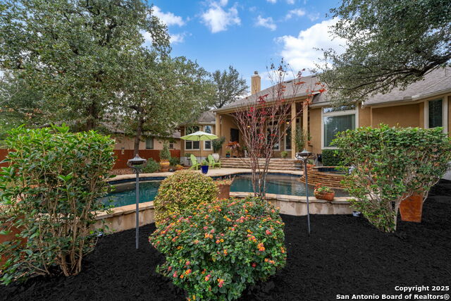 Listing photo id 40 for 28918 Bearcat