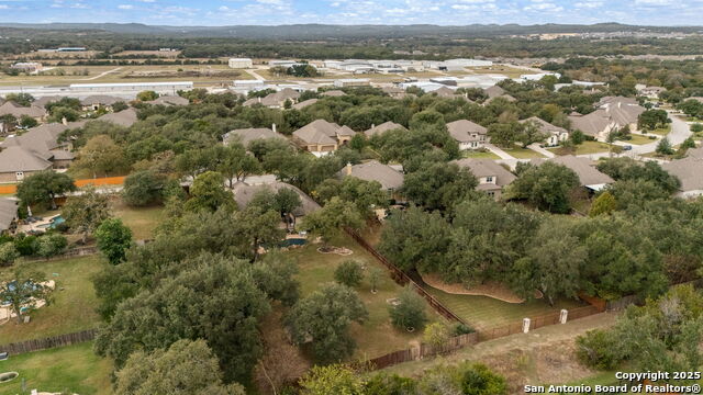 Listing photo id 51 for 28918 Bearcat