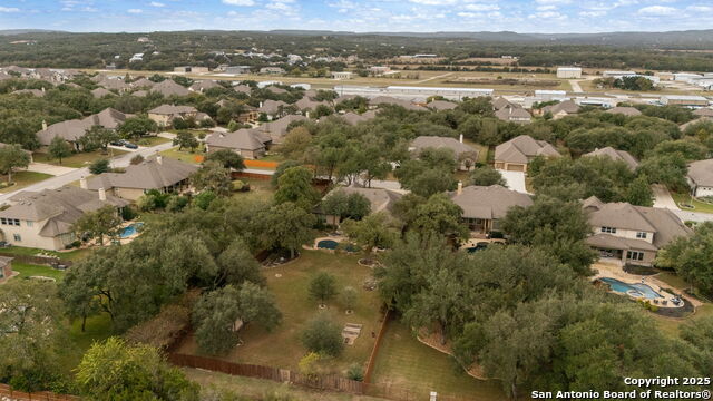 Listing photo id 53 for 28918 Bearcat