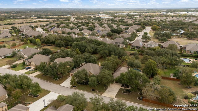 Listing photo id 56 for 28918 Bearcat